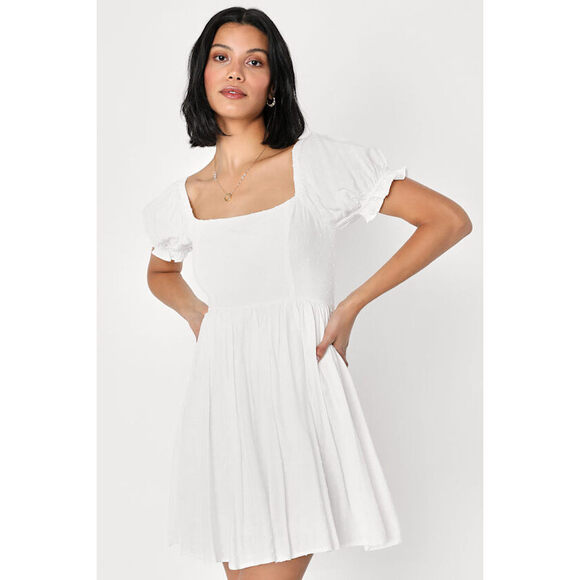 Lulus Dresses & Skirts - Lulus White Puff Sleeve Swiss Dot Mini Dress - Size L